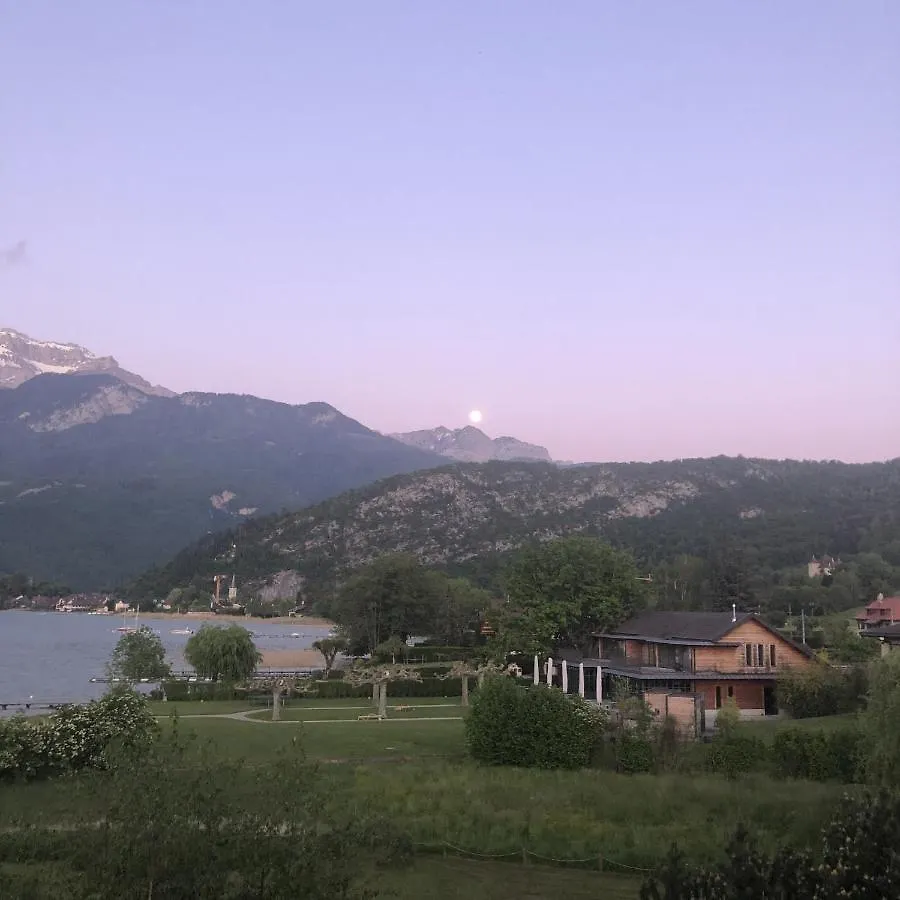 Lac Paradisiaque Duingt France